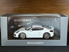 1/43 Minichamps Porsche Cayman GT4 white 2015 332182