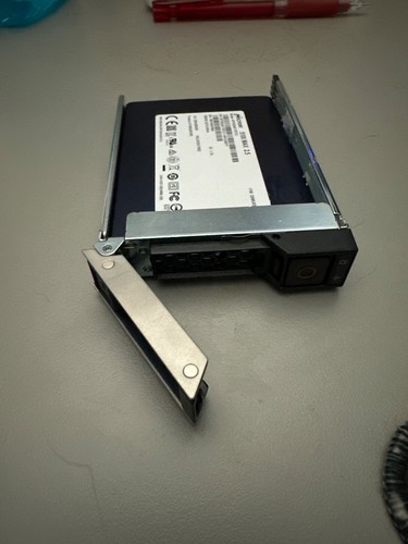 Micron 5100 MAX 1.84TB SATA 6Gb/s 2.5" SSD MTFDDAK1T9TCC-1AR1ZABYY - Picture 2 of 2