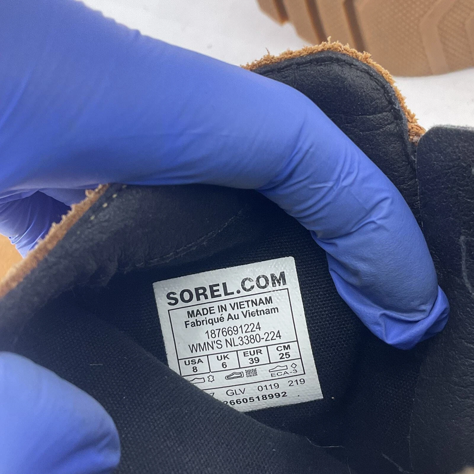 sorel chelsea leather heeled preowned boots