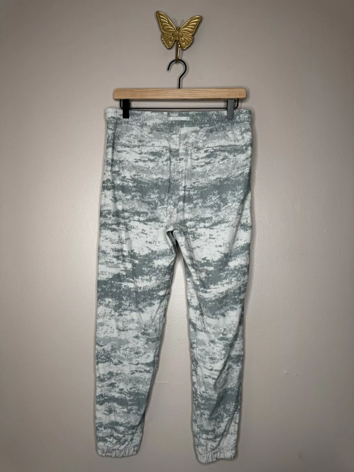 athleta farallon fog camo print drawstring jogger pants