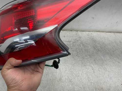 *DAÑADO* 2013 2014 2015 Nissan Altima lado del pasajero luz trasera halógena OEM - Imagen 8 de 8