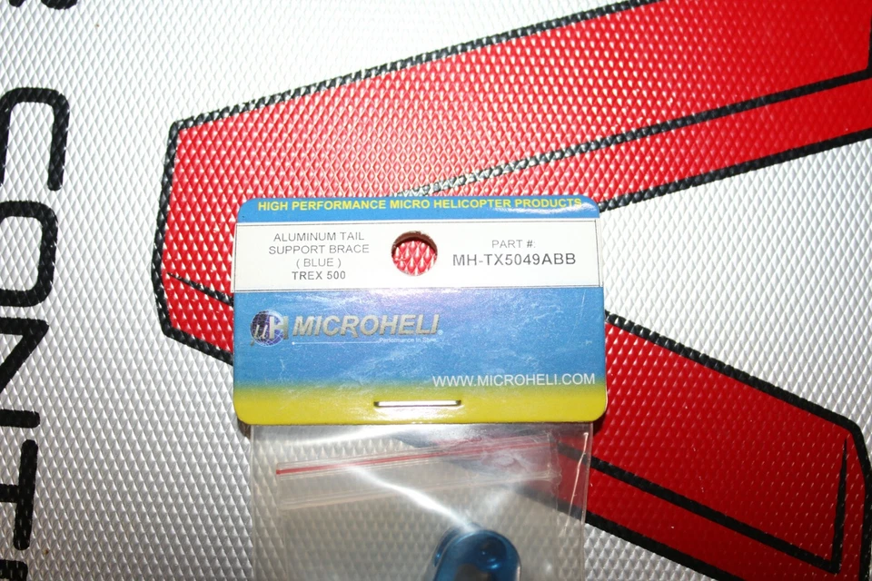 Soporte de cola de aluminio Microheli para el TREX 500 MHTX5049add Foto 2 de 2