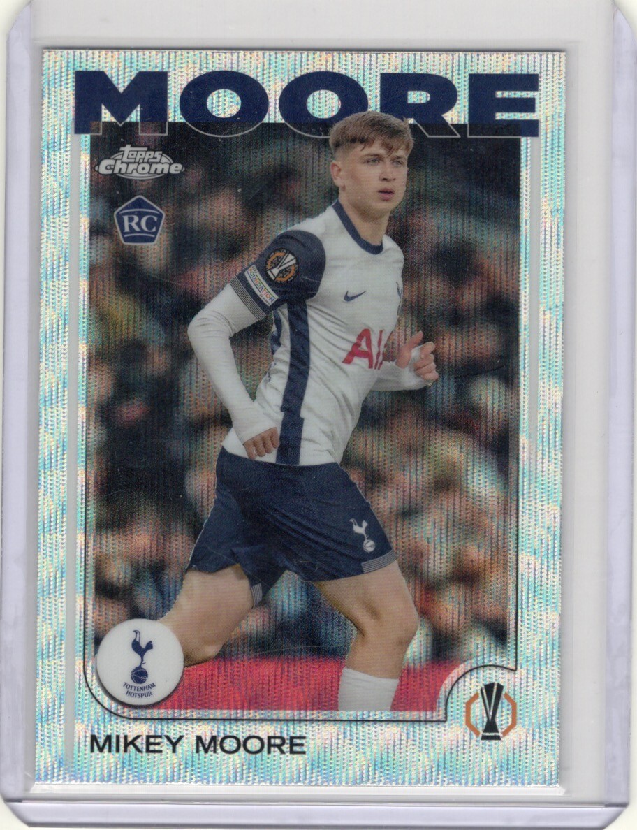 2024-25 TOPPS CHROME UEFA CLUB MIKEY MOORE  WHITE /SILVER WAVE REFRACTOR RC #199