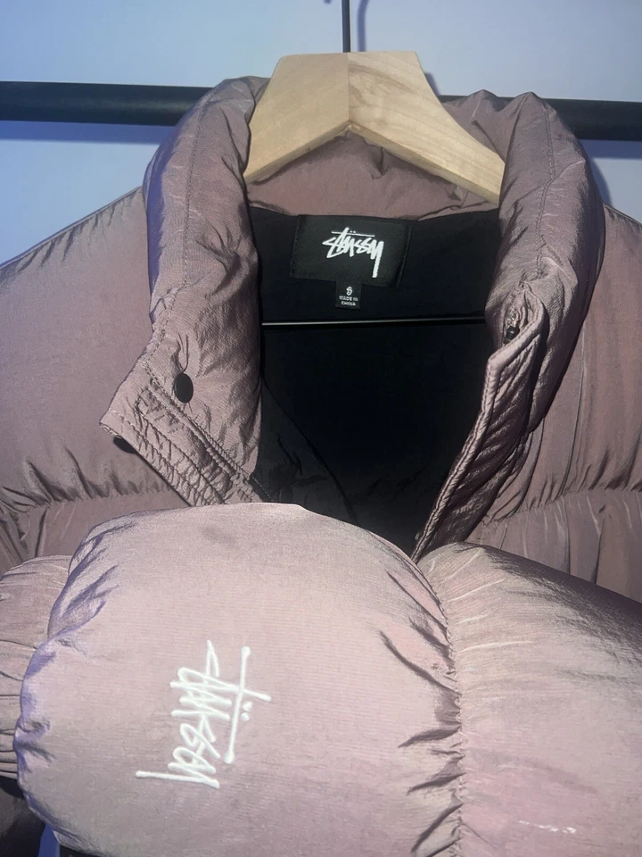 Stussy Puffer 夹克(小号) — 第 2/4 张图片