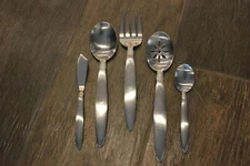 VGUC Pfaltzgraff Raleigh Satin Stainless 5 Pc Hostess Serving Set. Retired!