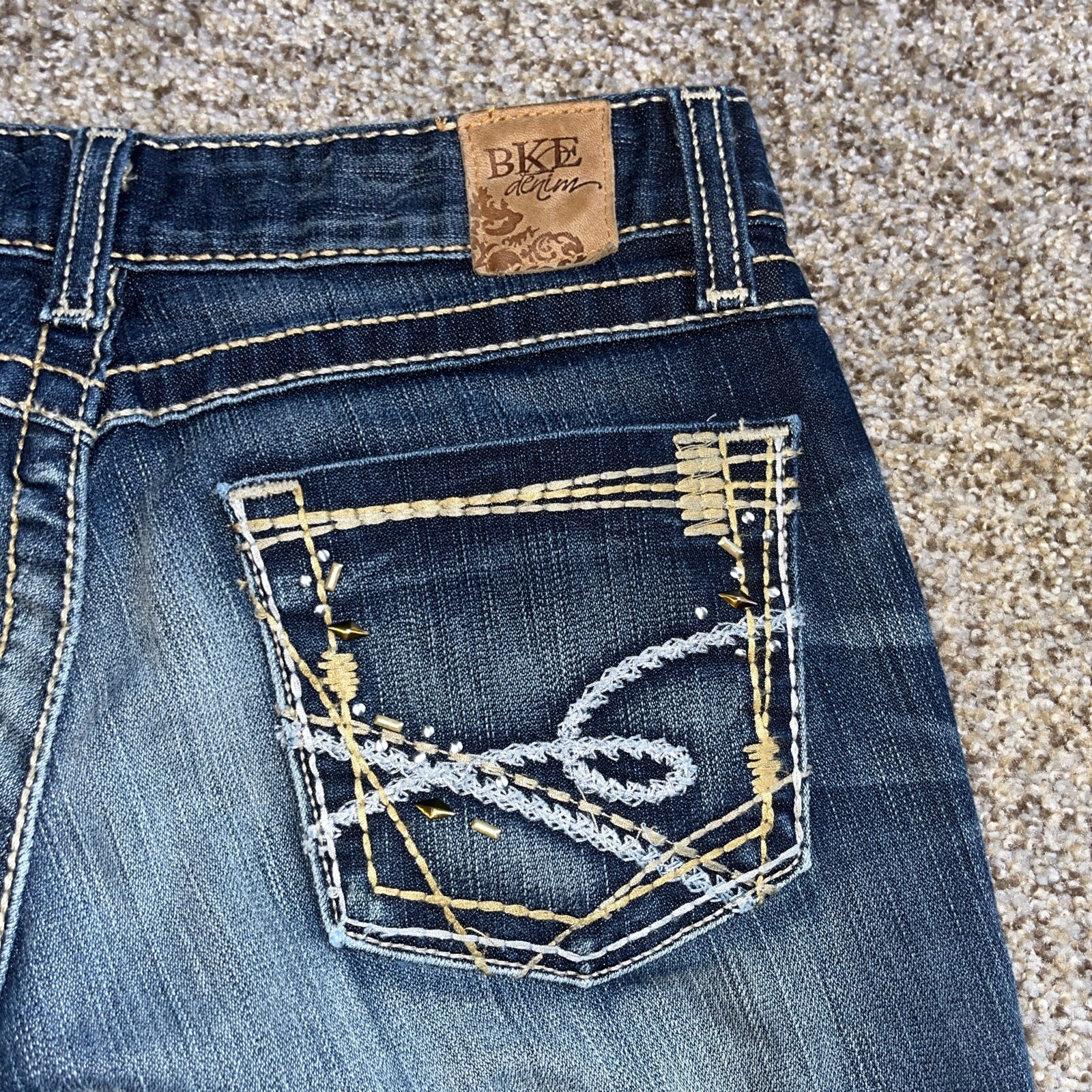 Womens BKE Buckle Star Flare Stretch Jeans  Size 27x31.5 Actual 27 X 29.5 - View 14