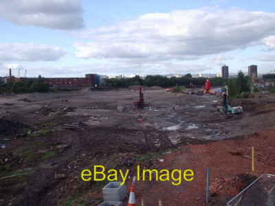 Foto 6x4 M74 Bau Glasgow Das rote Backsteingebäude links von Mitte c2008