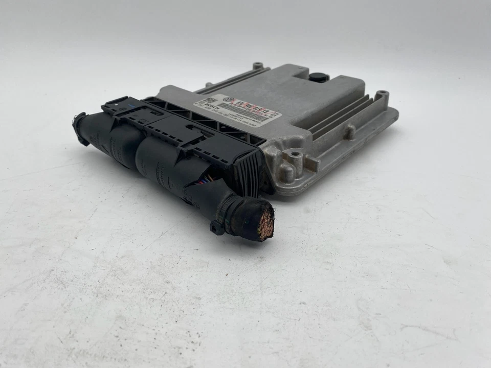 Volkswagen Beetle 2014 motor 2,0 L módulo informático ecu ecm OEM 03L 906 019 KB Foto 3 de 4