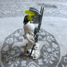 LEGO Bionicle Stars 7135 : Takanuva w/ Canister  Instructions