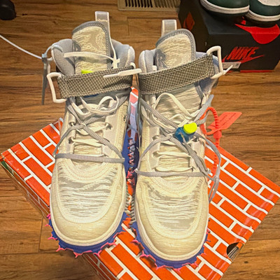 NEW SZ 12 - Air Force 1 Mid SP x Off-White