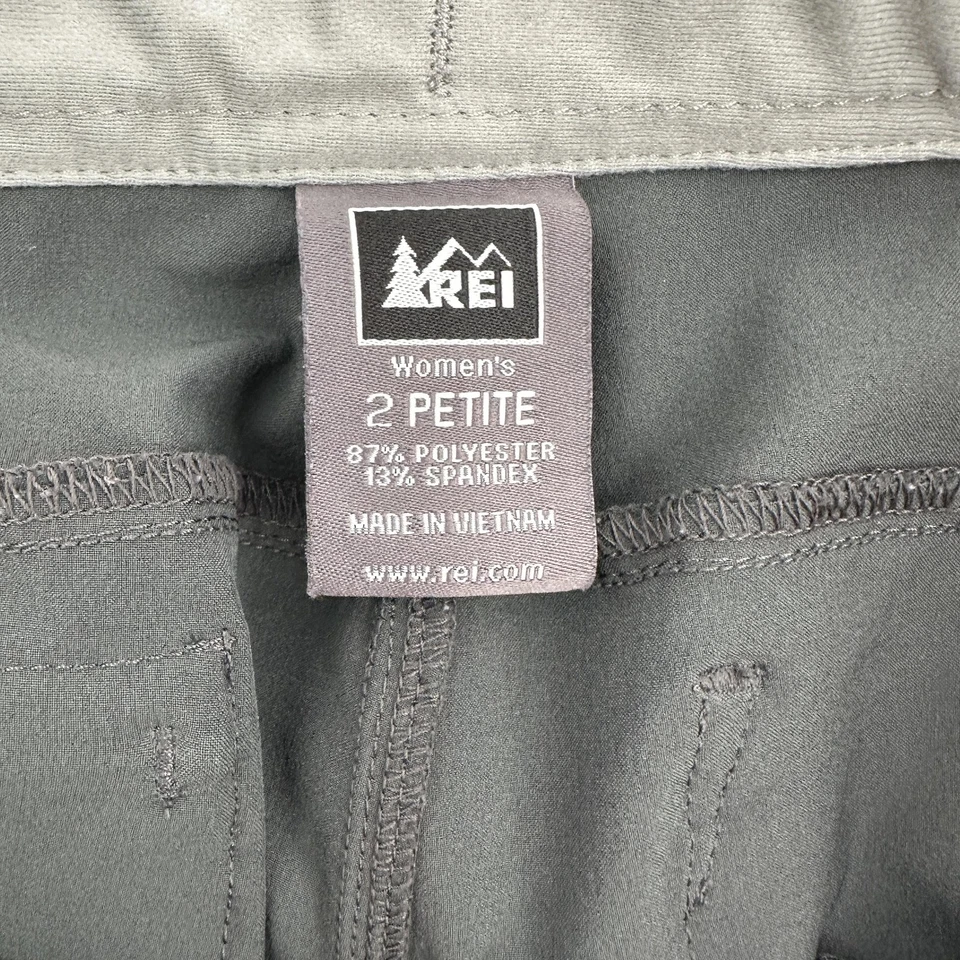 Calça REI Feminina 2 Pequena Preta Elástica Caminhada Trilha Externa Carga Bolso com Zíper - Imagem 2 de 4