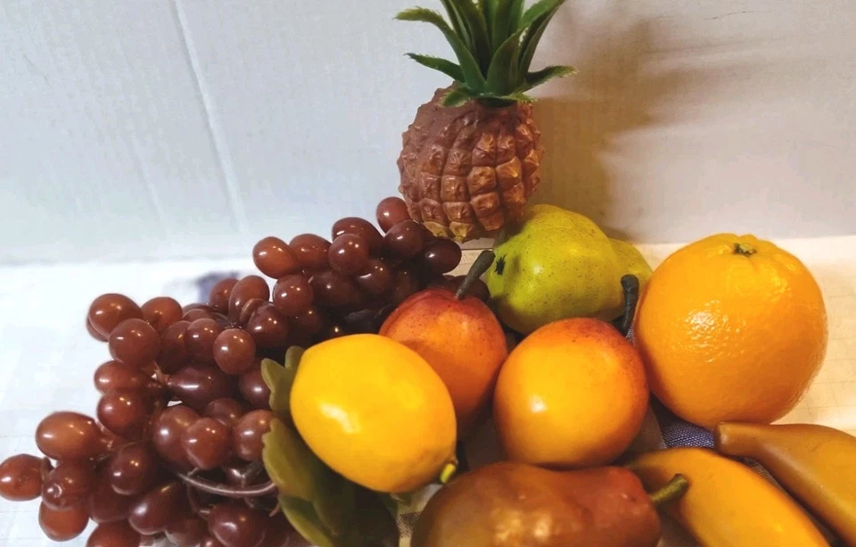 Lote de 11 bonitas piezas realistas vintage de frutas de plástico sintético falso Foto 4 de 4