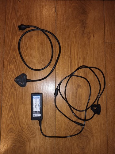 Dell 19,5 V/2,31 A 45 W Laptop Netzteil 0KXTTW LA45NM140 Original Offiziell