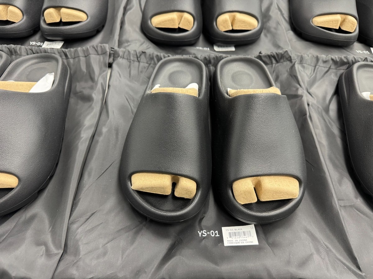 YZY Yeezy Slide YS-01 Black 2025 Mens Size 10 Kanye West Summer