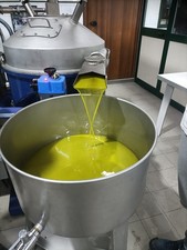 OLIO EXTRAVERGINE DI OLIVA  1 LATTE  DA 2LITRI CAMPAGNA 2025/2026 Sicilia.