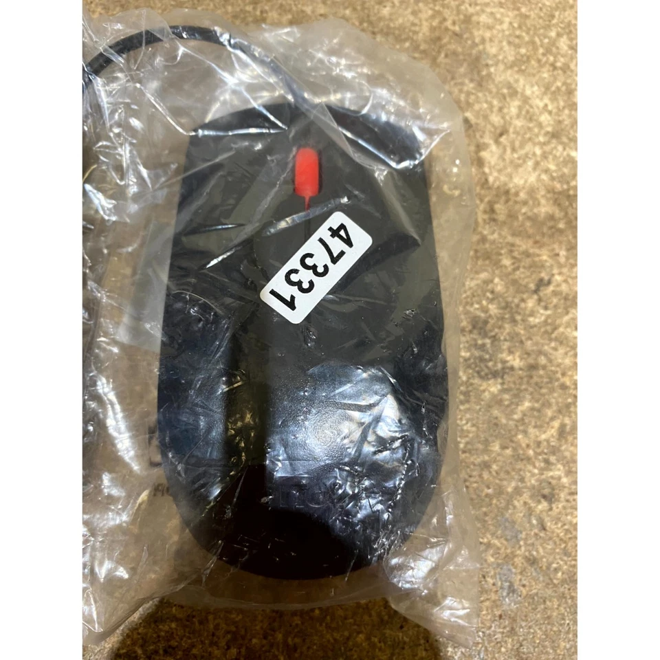 Lenovo SM-8823 Optical Mouse Black USB Wired 3-Buttons Scroll Wheel for Desktop - Image 2 of 4