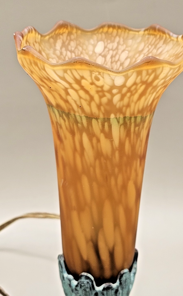 VTG Andrea by Sadek Amber Glass Lily Lamp Trumpet Art Glass Teal Base 8 ...