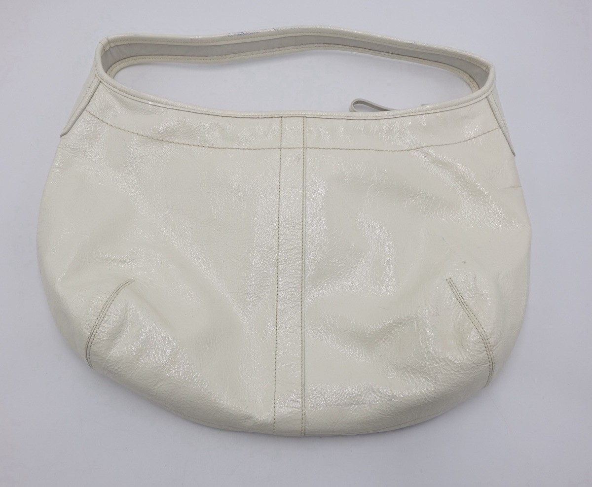 Vintage Coach White Patent Leather Hobo Purse C0793-11009