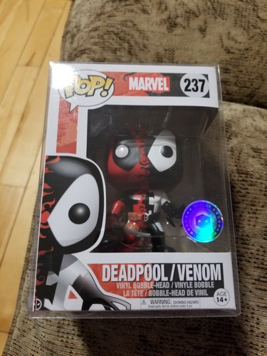 Funko Pop! #237 Marvel Deadpool/Venom 