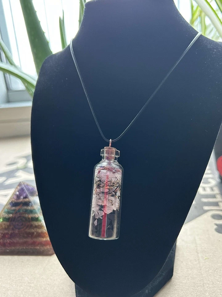 POTENTE COLLAR TARRO DE CRISTAL GRANDE Y TARROS MOJO DE HIERBAS PARA PROTECCIÓN Y AMOR