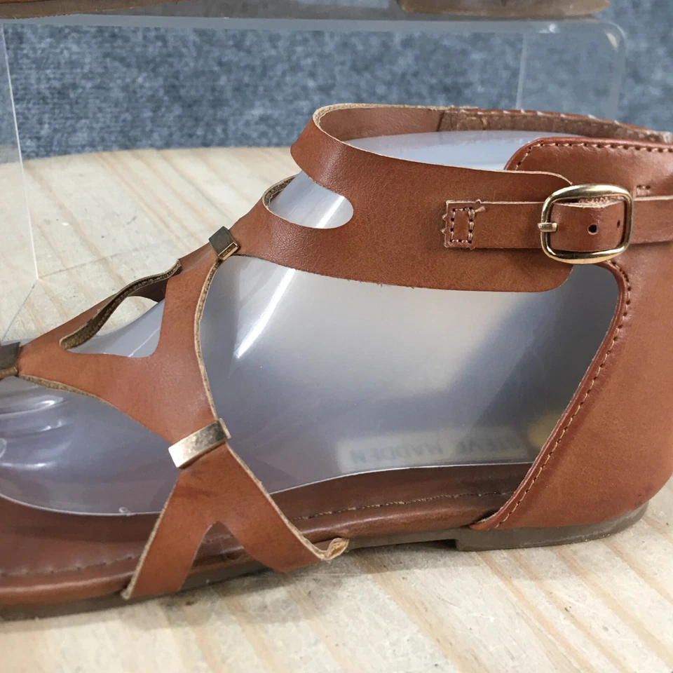 Steve Madden Sandals Youth 3 Comma Gladiator Brown Leather Casual Comfort Flats - Image 3 of 4