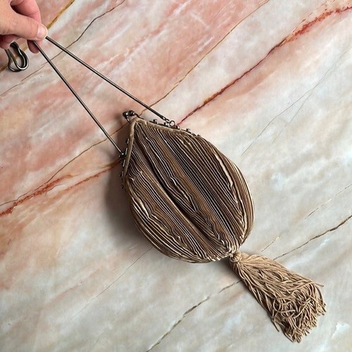 VINTAGE caramel tear drop bag flapper retro art deco tassels EUC