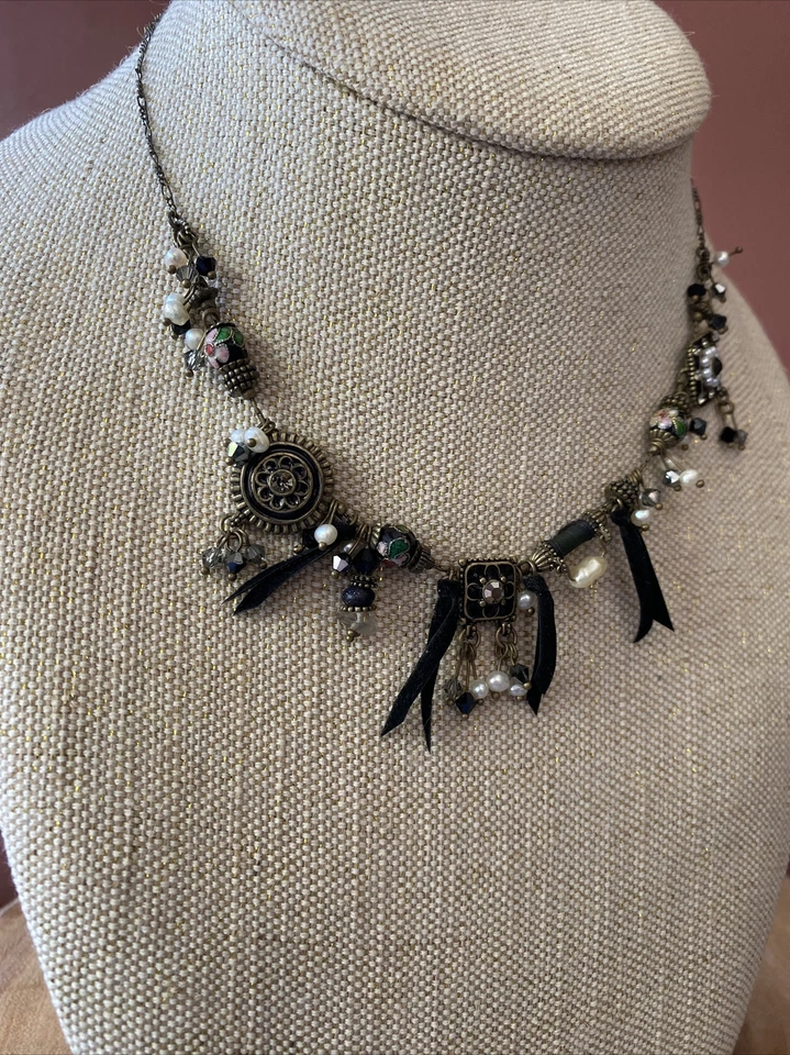 ¡Collar de perlas Les Nereides oro y esmalte negro! estilo vintage años 90 Foto 2 de 4