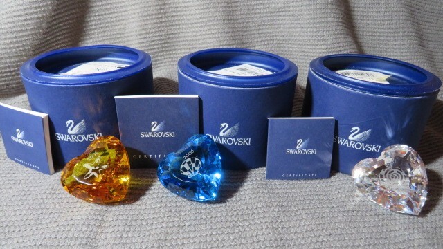 Swarovski Crystal SCS Event Heart Lot 2005 696974,  2006 844184, 2007 0896979