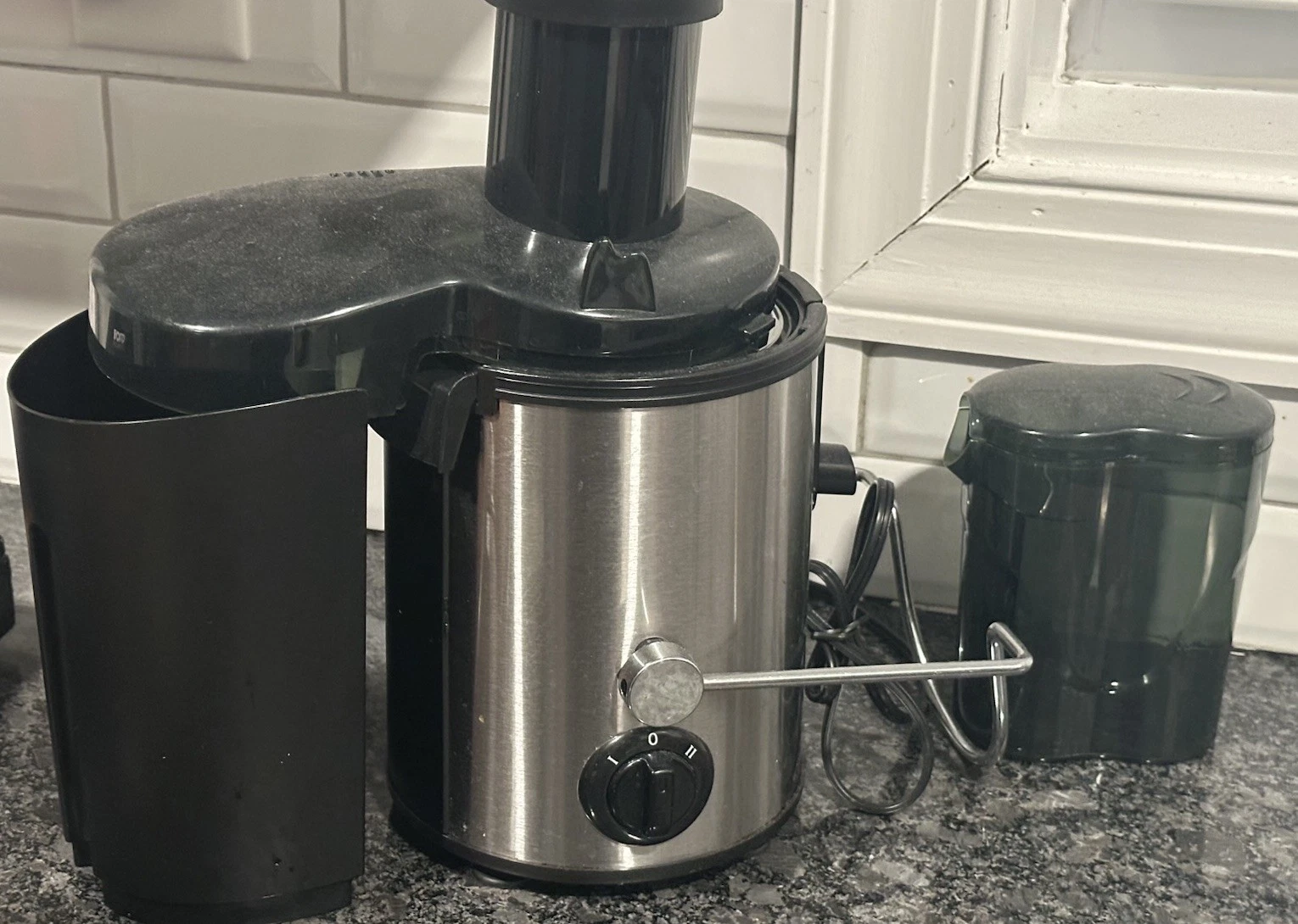 Electric Juicer~ Fruit Vegetable Blender~Juice Extractor Citrus Machine