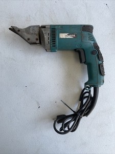 Makita JS1300 18-Gauge Straight Shear (Corded)