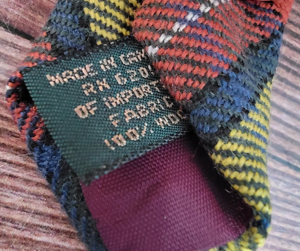 De colección J. Corbata a Cuadros Multicolor Crew 100% Lana Hecha a Mano 3.5"W 57"L (Hecha en Canadá) Foto 3 de 4