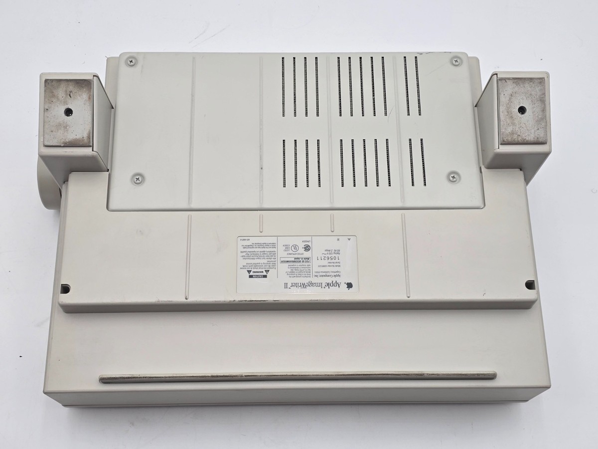 Apple ImageWriter II A9M0320 Vintage Dot Matrix Printer – Powers