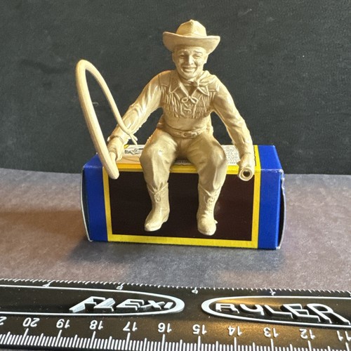 1950s Ideal Toy Co. - Roy Rogers Chuck Wagon Playset Figure Tan With Whip