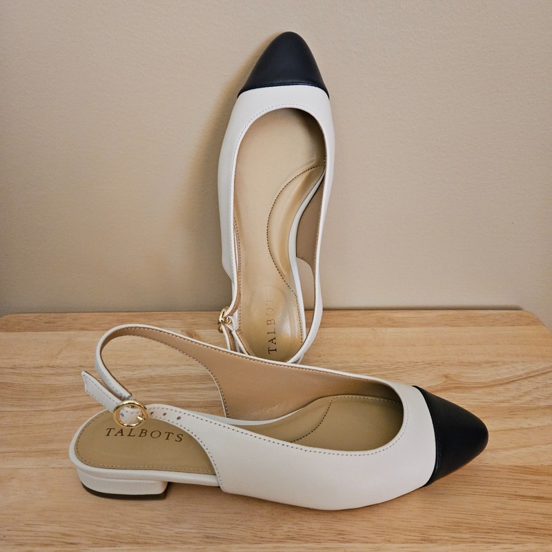 Talbots Ivory Leather Slingback Flats with Black Cap Toe Women's size 5 NEW