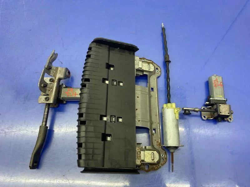 AUDI S8 D4 2013-2017 JUEGO MOTOR AJUSTE PROFUNDIDAD DESLIZAMIENTO DELANTERO IZQUIERDO 4H0881057A Foto 2 de 4