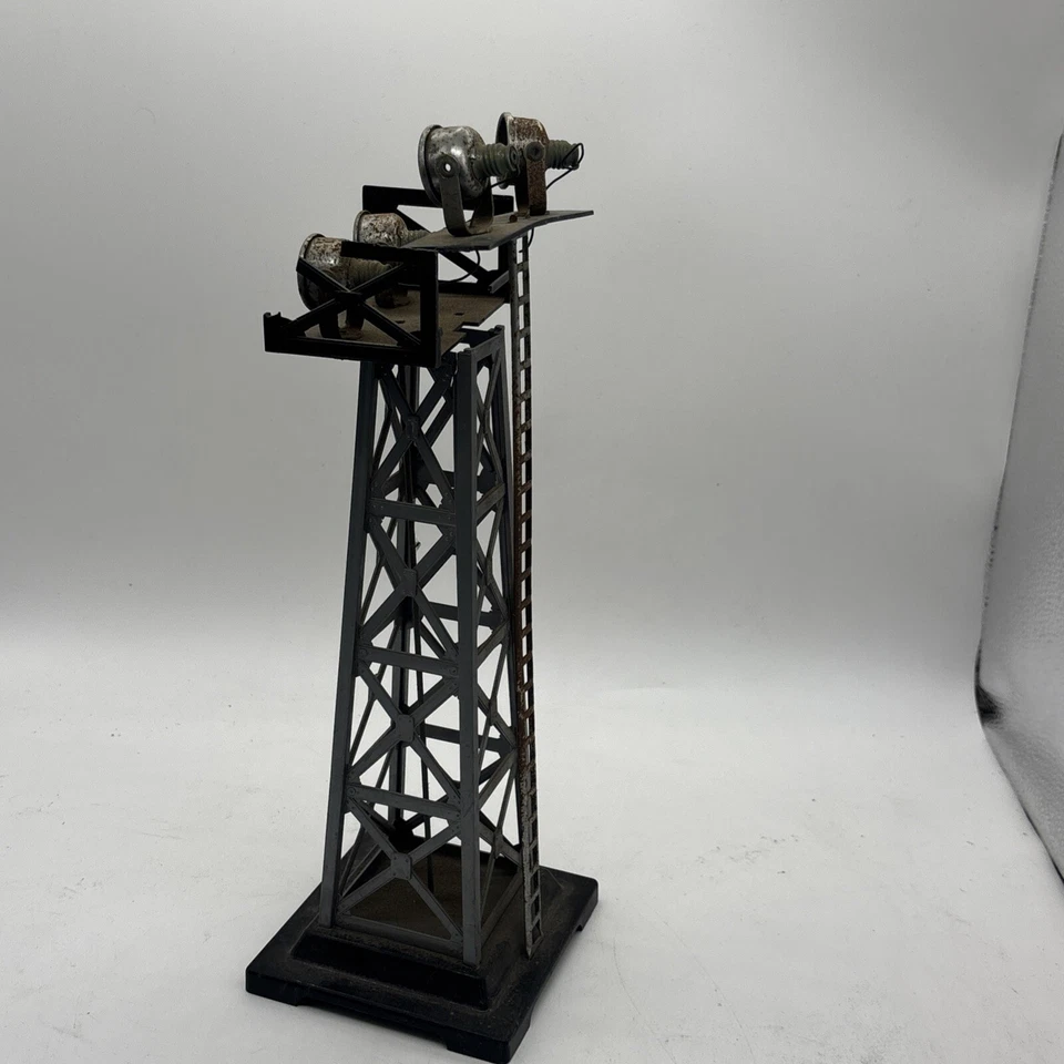 Vintage Marx Post War Railroad Flood Lamps No Box Needs repair As Is - Image 3 of 4