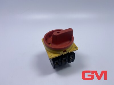 Moeller Hauptschalter P3-63 main switch 63A 690V Roter Griff leicht beschädigt