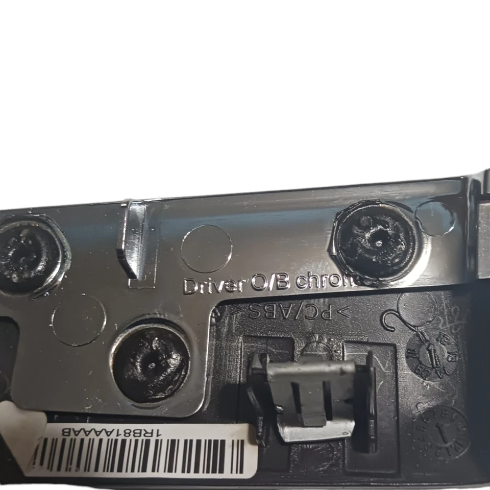 Dodge Grand Caravan 2011 tablero de instrumentos delantero izquierdo lado del conductor bisel cubierta de moldura OEM+ Foto 4 de 4