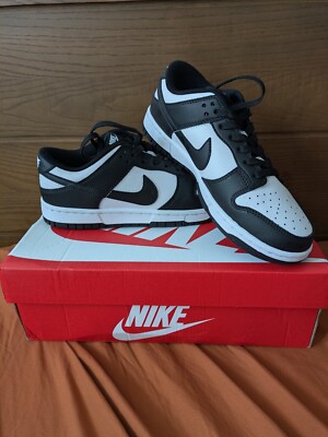 black and white dunks 5.5