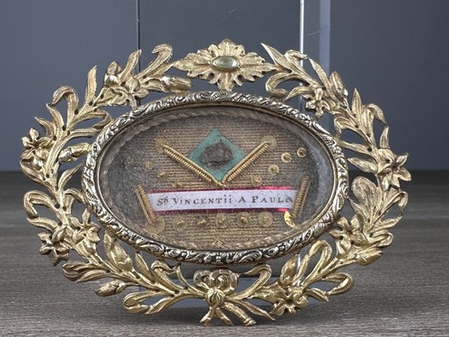 Superbe reliquaire ancien XIXe argent vermeil relique classe Saint Vincent - Photo 3 sur 11