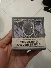 Dr Squatch Thousand Sword Scrub Game of Thrones Limited Natural  5oz Soap Bar