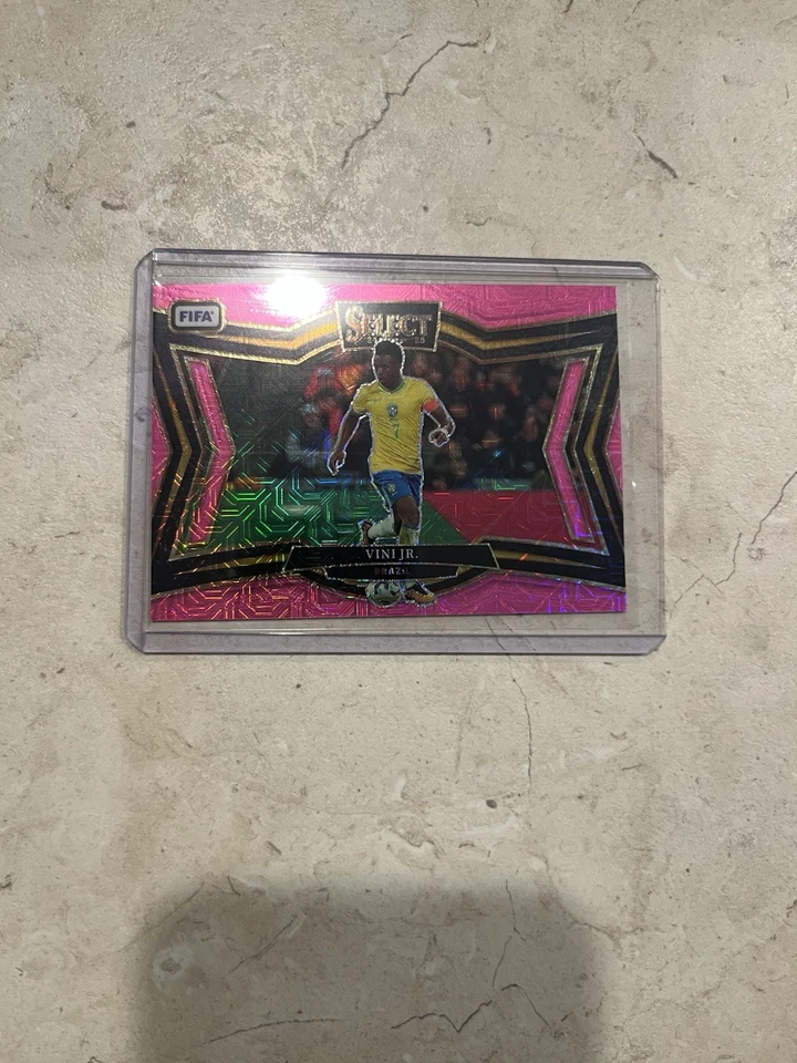 MASSIVE 24 CARD SOCCER LOT!! (Palmer, Haaland, Vini etc) #’d, Rookies, Autos etc - Image 4 of 4