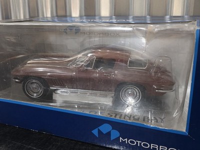 Exoto Motorbox 1967 Chevrolet Corvette Stingray 1:18 Scale Diecast