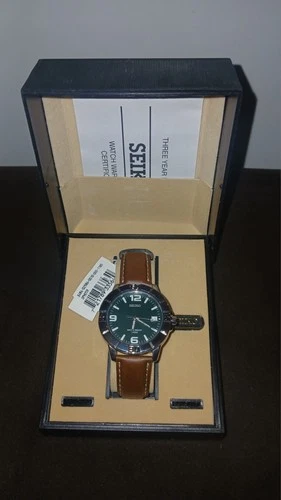 Vintage NOS Seiko Rare Green Dial Quartz Watch 7N42-8219, New Battery, Works