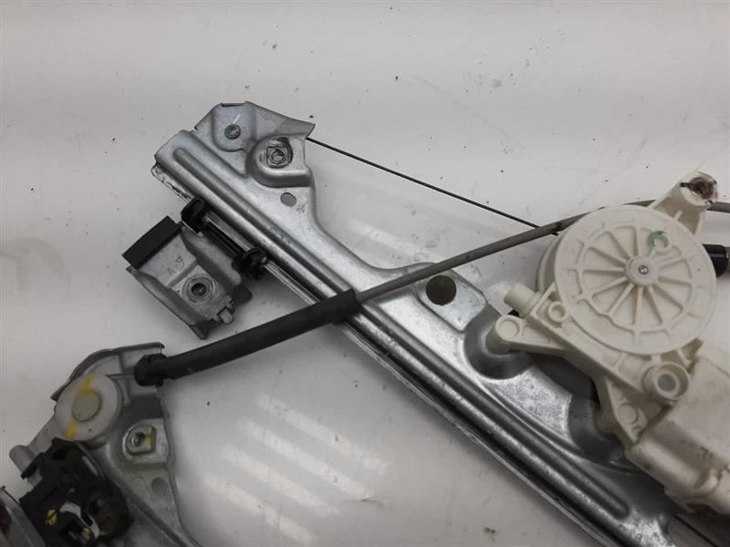 Regulador Ventana Delantera Pasajero Eléctrico 07-14 GMC SIERRA 2500 PICKUP 20945139 Foto 4 de 4