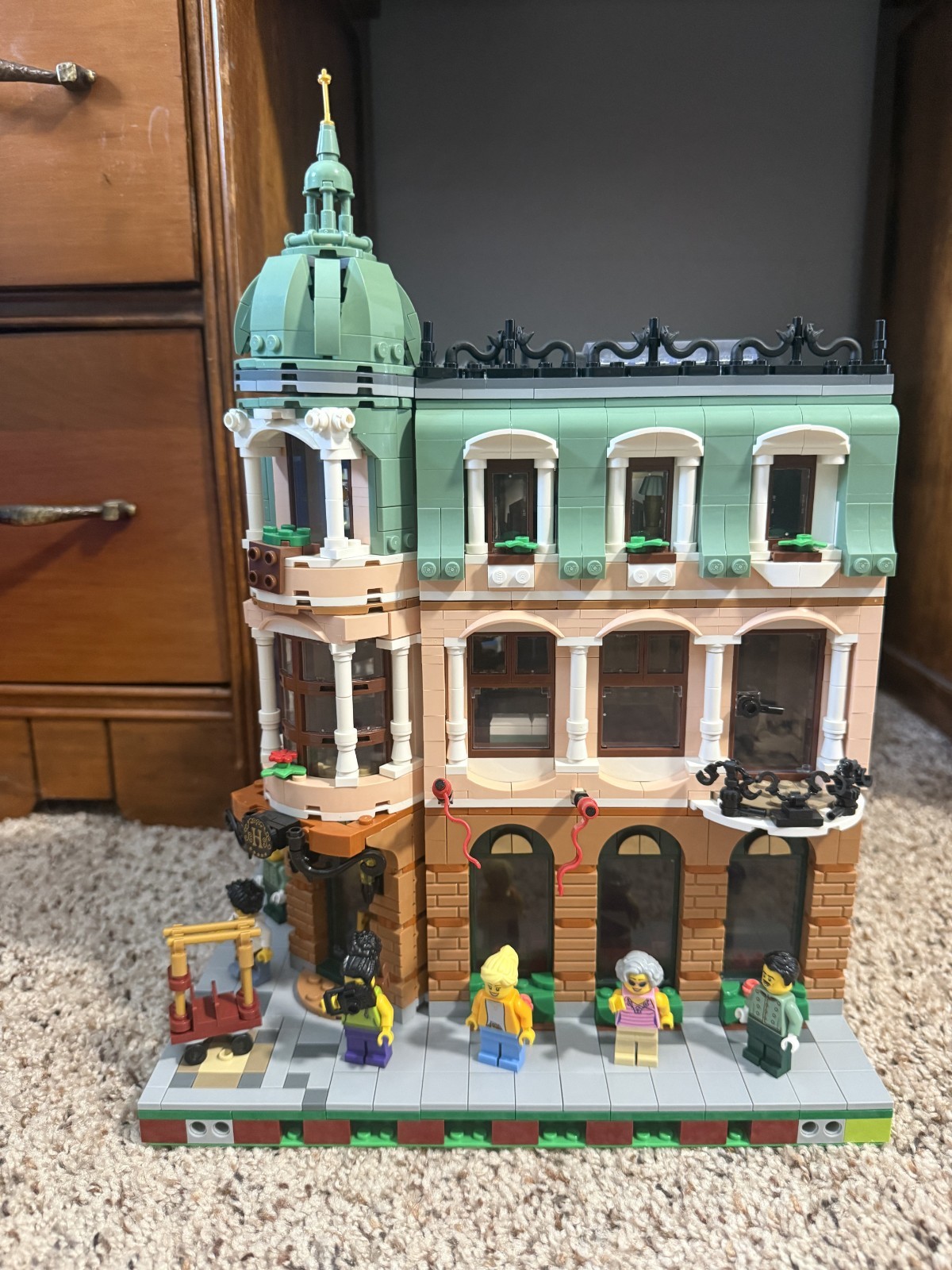 LEGO Icons: Boutique Hotel (10297) Used Fully Built - Read Description 