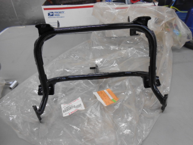 NOS Kawasaki OEM Upper Cowling Bracket 1985-1987 ZX600 11044-1076