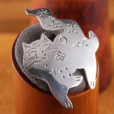 Happy Kitty Cat!! Vintage Sterling Silver Clasp Bracelet Happy Kitty Cat!! Vintage Sterling Silver Clasp Bracelet