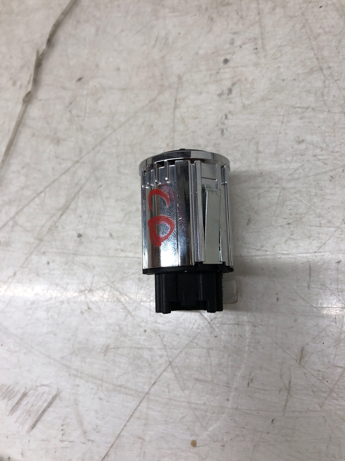 ASTON MARTIN RAPIDE TRANSMISSION PARKING GEAR SWITCH BUTTON 6G33-7L021-AA OEM