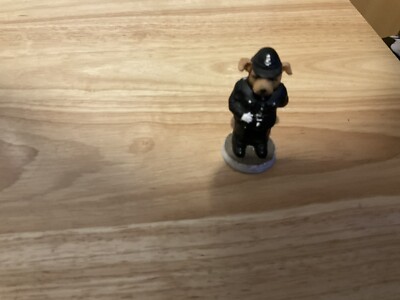 Hund Polizist Figur gebraucht ohne Verpackung